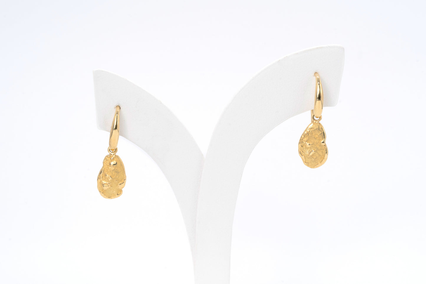 ATRESANA - 18CT Yellow Gold - Hammered Plate Earrings, Shepherds Hook Drop