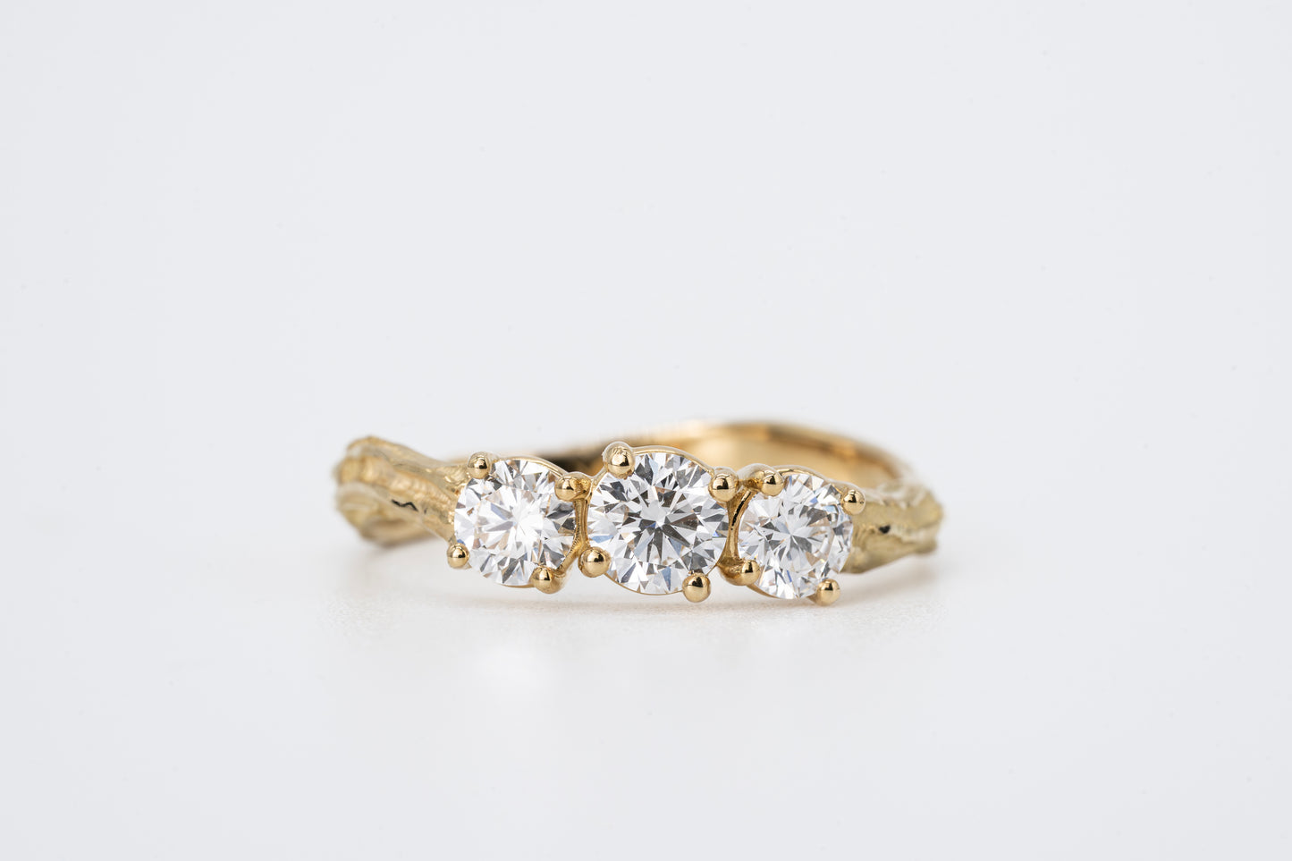 18CT Yellow Gold - Hand Engraved Diamond Set Ring