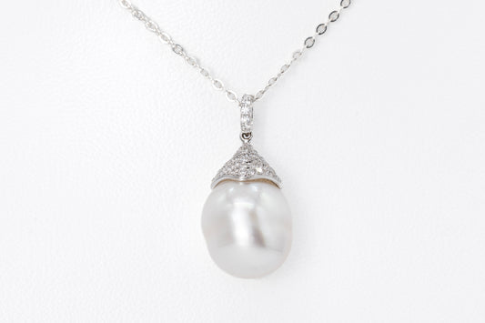 VIONNE - 18CT White Gold, South Sea Pearl Pendant