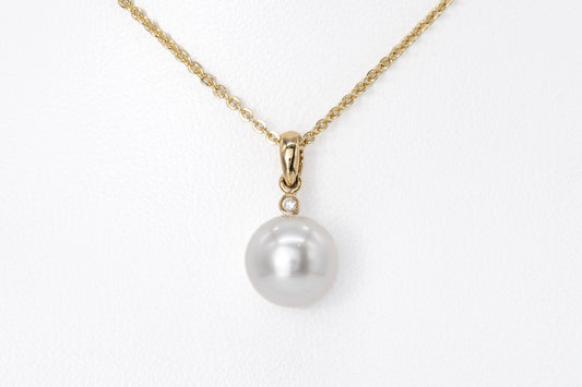 SOLENNE - 18CT Yellow Gold, South Sea Pearl Pendant