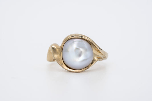 MAREN - 9CT Yellow Gold Freshwater Pearl Ring