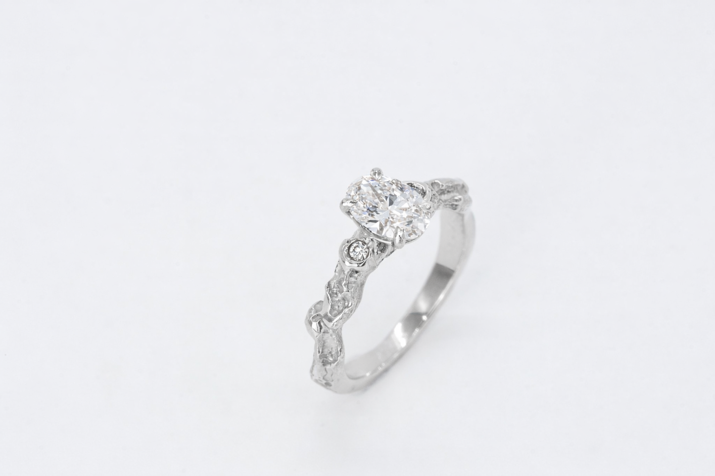 AURIELA - 18CT White Gold Engraved Diamond Ring