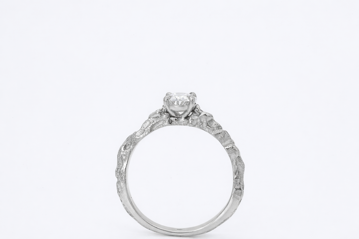 AURIELA - 18CT White Gold Engraved Diamond Ring