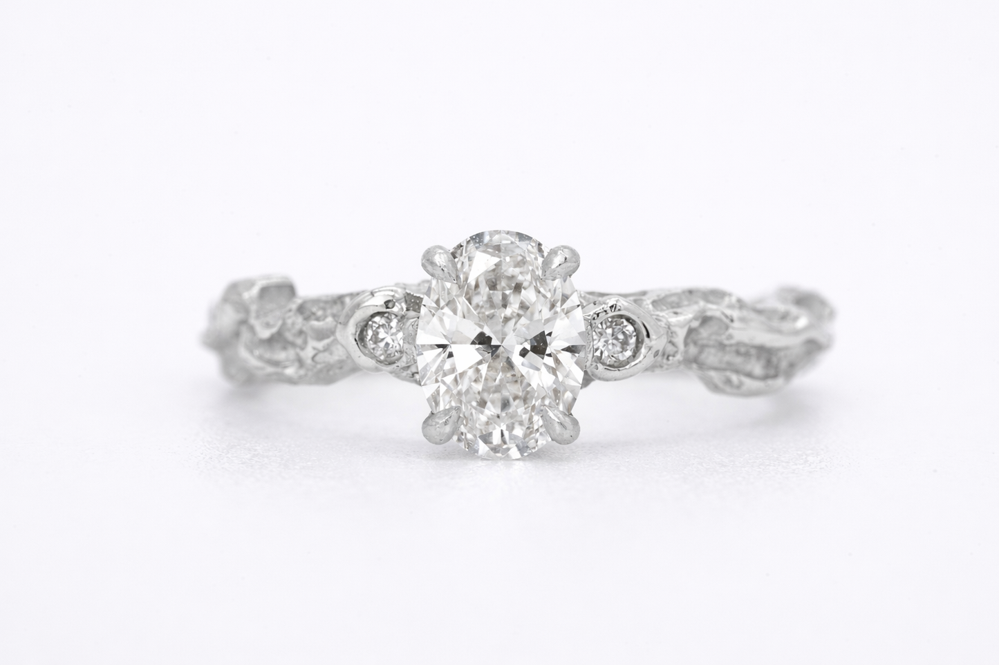 AURIELA - 18CT White Gold Engraved Diamond Ring