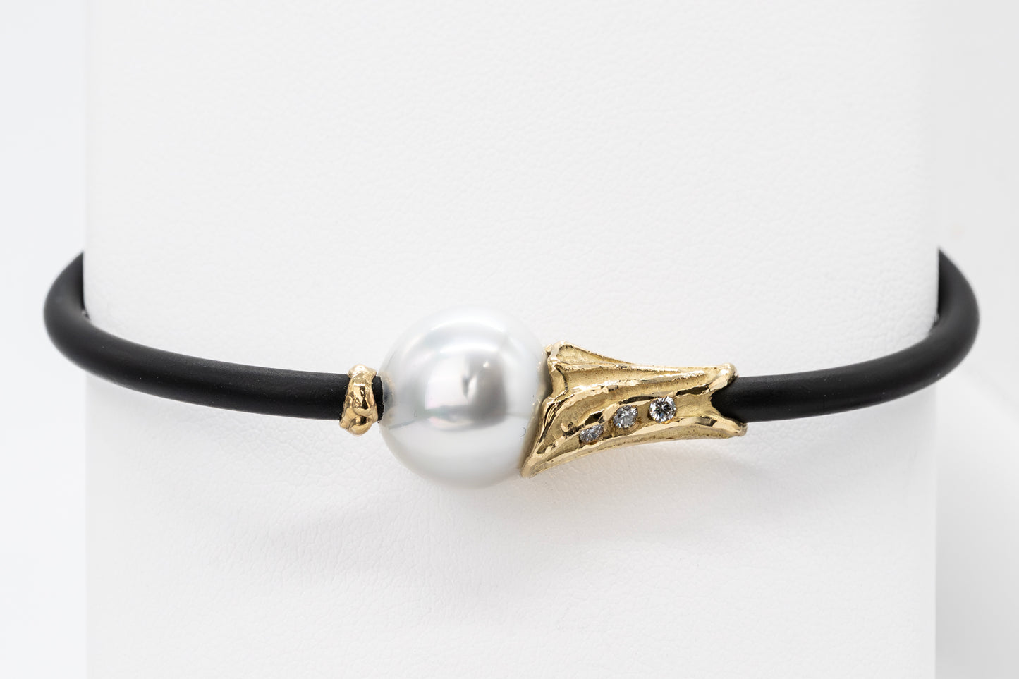 South Sea Pearl, 18CT Gold with Diamonds - Neoprene Bracelet