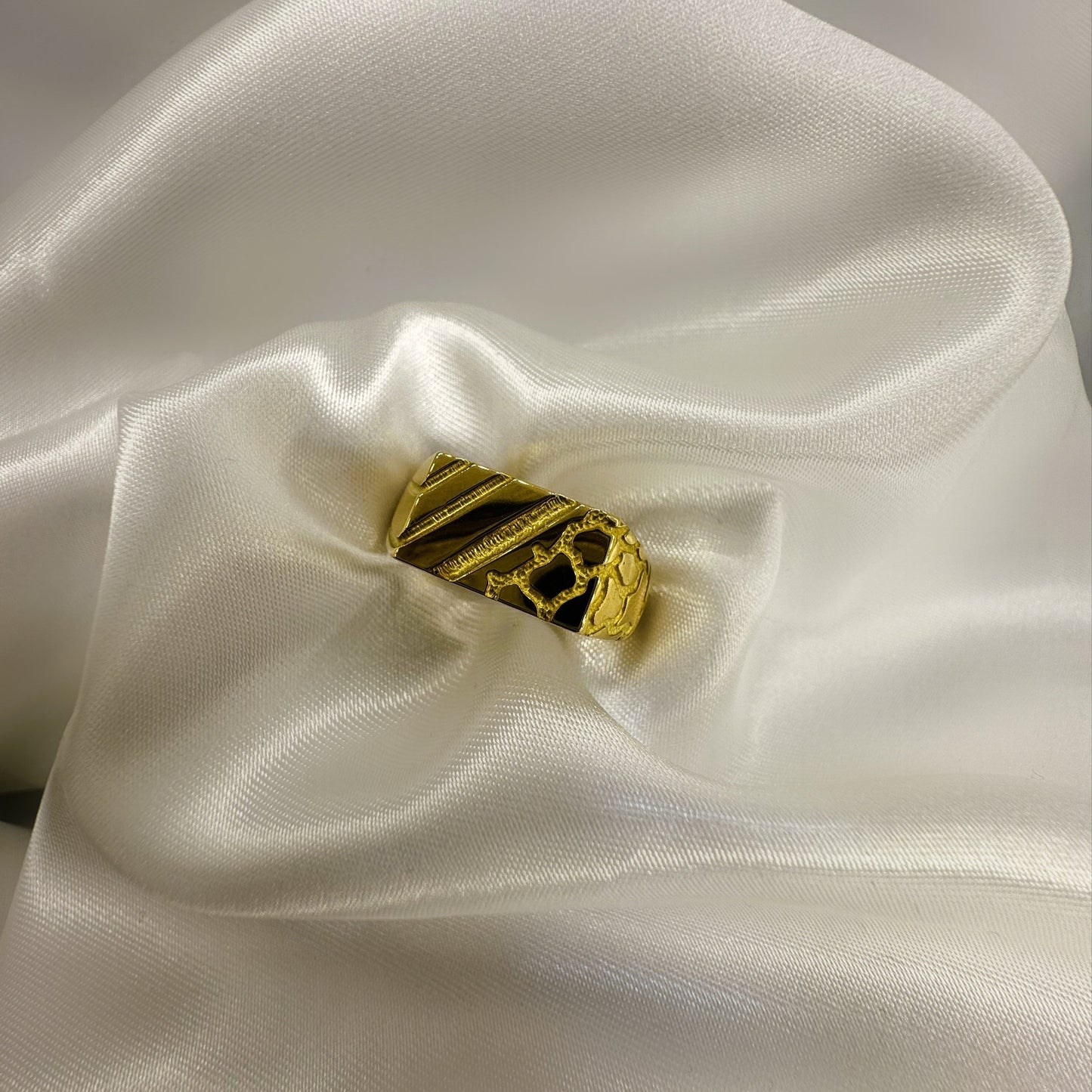 ALEXNDR - 18CT Yellow Gold Engraved Ring